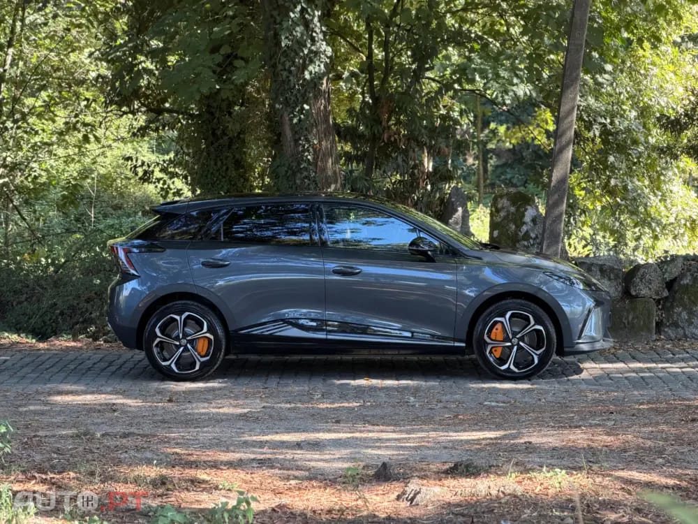 MG MG4 4 EV 64kWh XPower