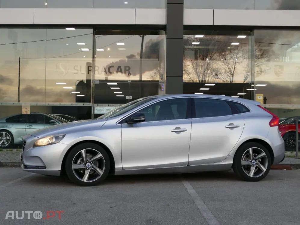 Volvo V40 1.6 D2 Momentum