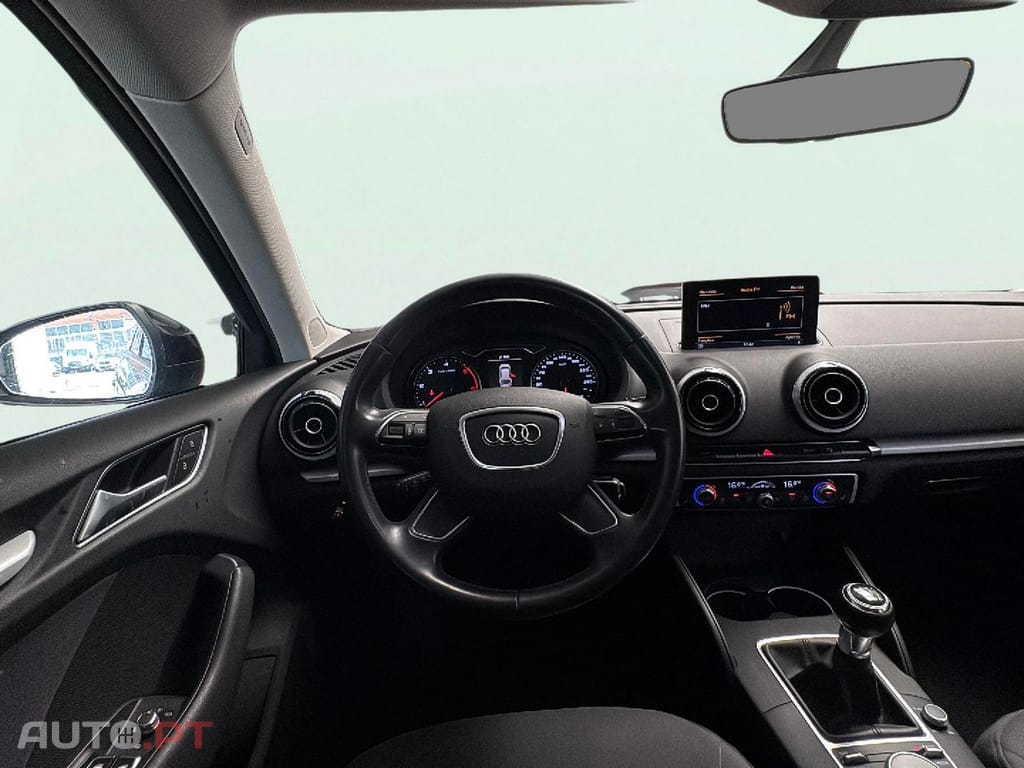 Audi A3 Sportback 1.6 TDI Attraction