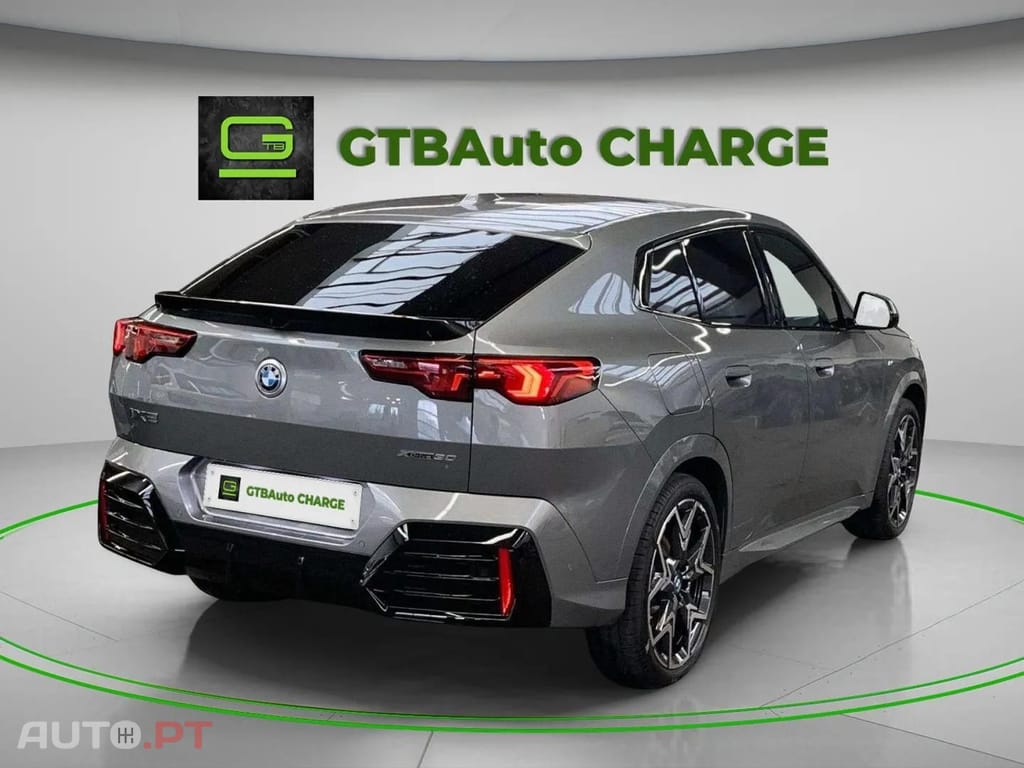 BMW iX2 xDrive30 M Sport
