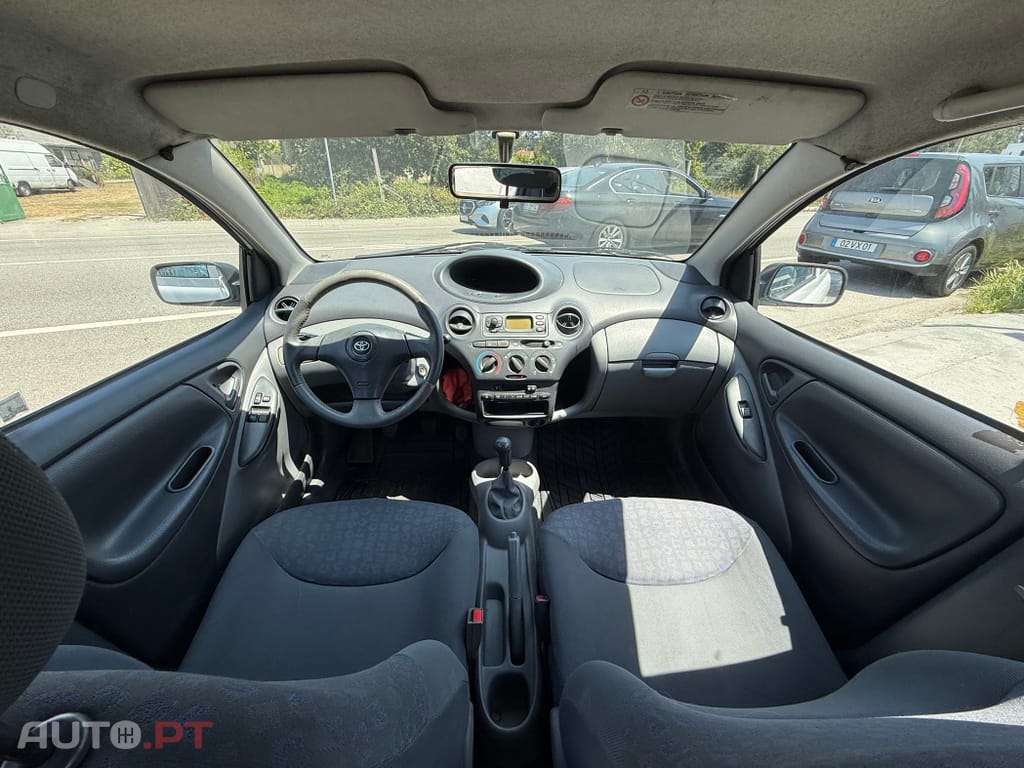 Toyota Yaris 1.0 Sol AC
