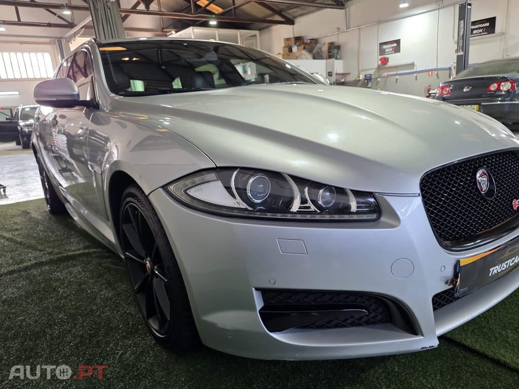 Jaguar XF 2.2 D R-Sport