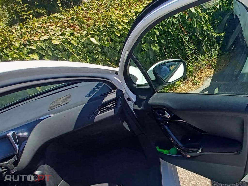 Peugeot 208 Active