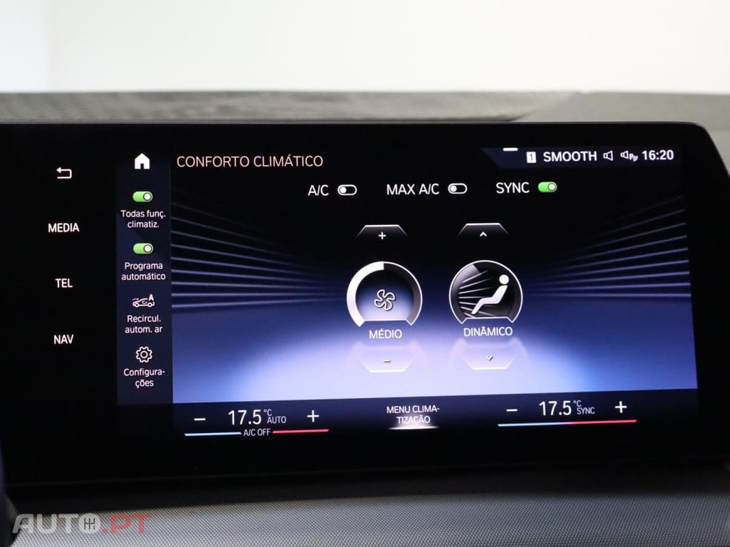 BMW 225 xe Auto
