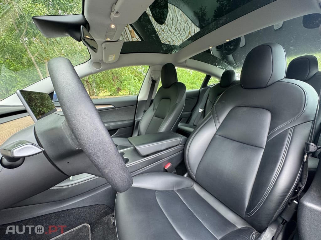Tesla Model 3 Standard Range Plus RWD