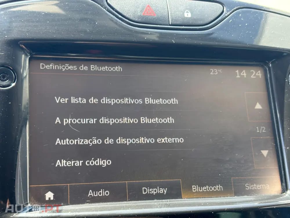 Renault Clio Outro