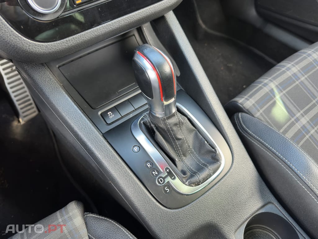 Volkswagen Scirocco 2.0 TDI Sport DSG