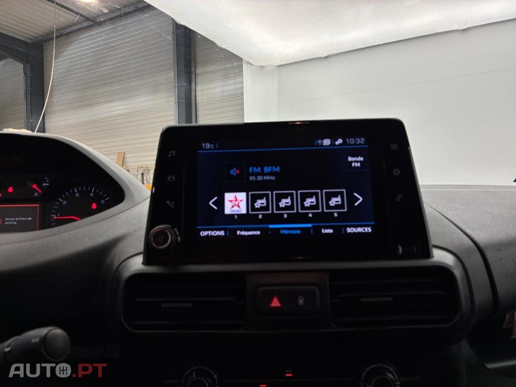 Peugeot Partner 1.5 BlueHDi Asphalt Longa EAT8