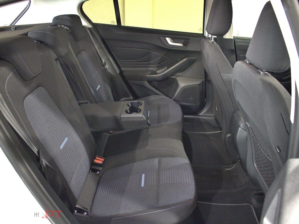 Ford Focus 1.0 EcoBoost MHEV Active X