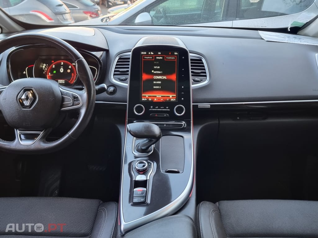 Renault Espace 1.6 dCi Zen EDC