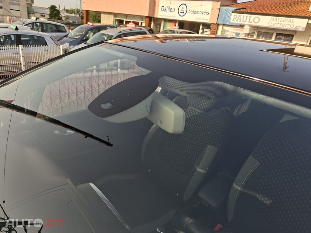 Renault Captur 0.9 TCE Exclusive — fotografia 29