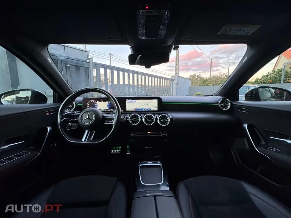 Mercedes-Benz A 250 e AMG Line