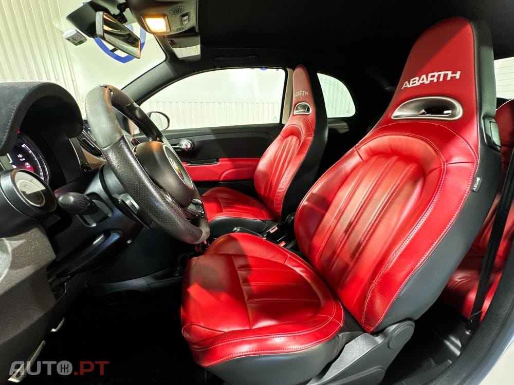 Abarth 595C 1.4 T-Jet Competizione MTA