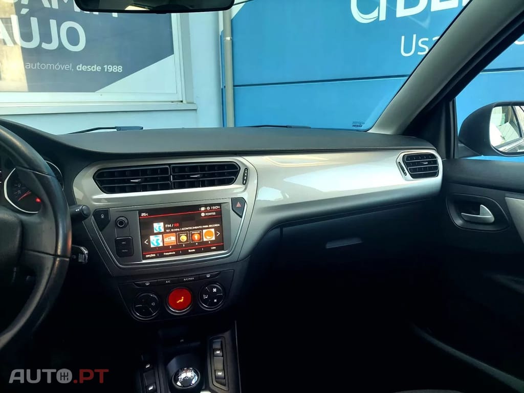 Citroen C-Elysée 1.2 PureTech Shine