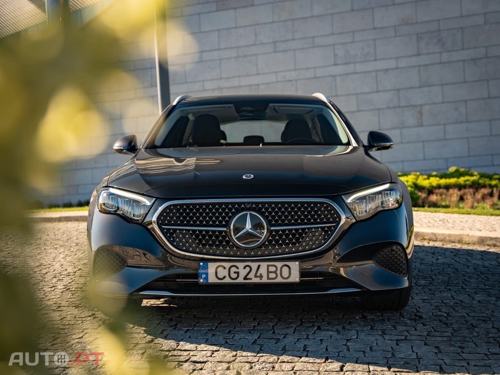 Mercedes-Benz E 300 e Avantgarde