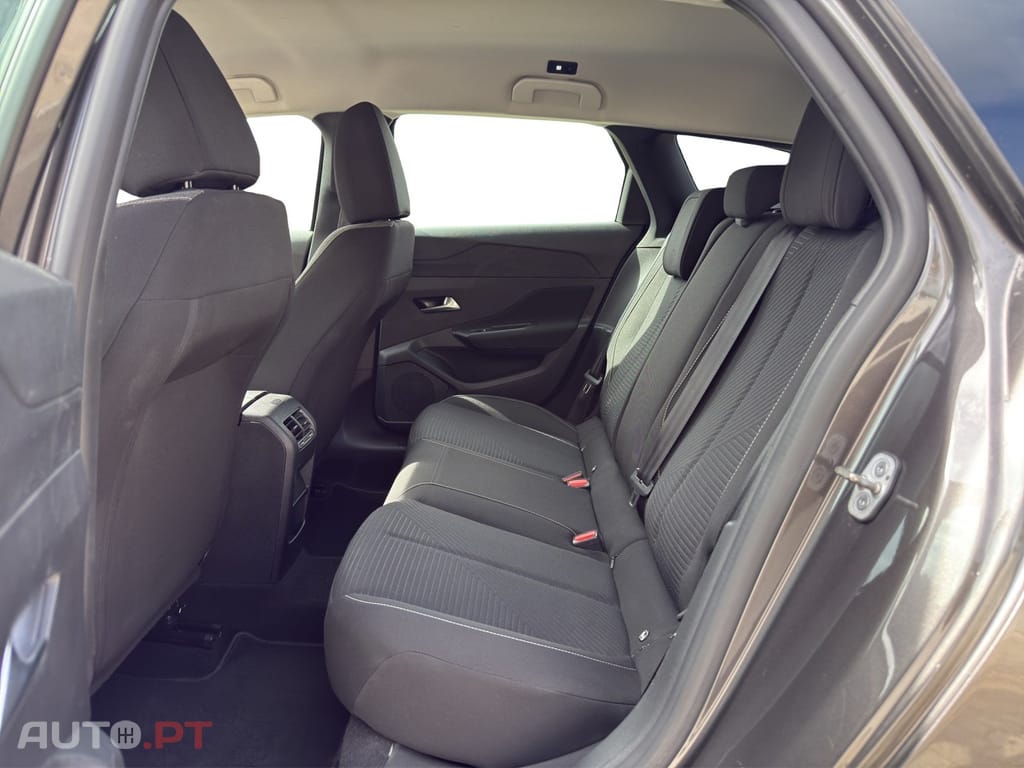 Peugeot 308 SW PureTech 130 EAT8 Active Pack