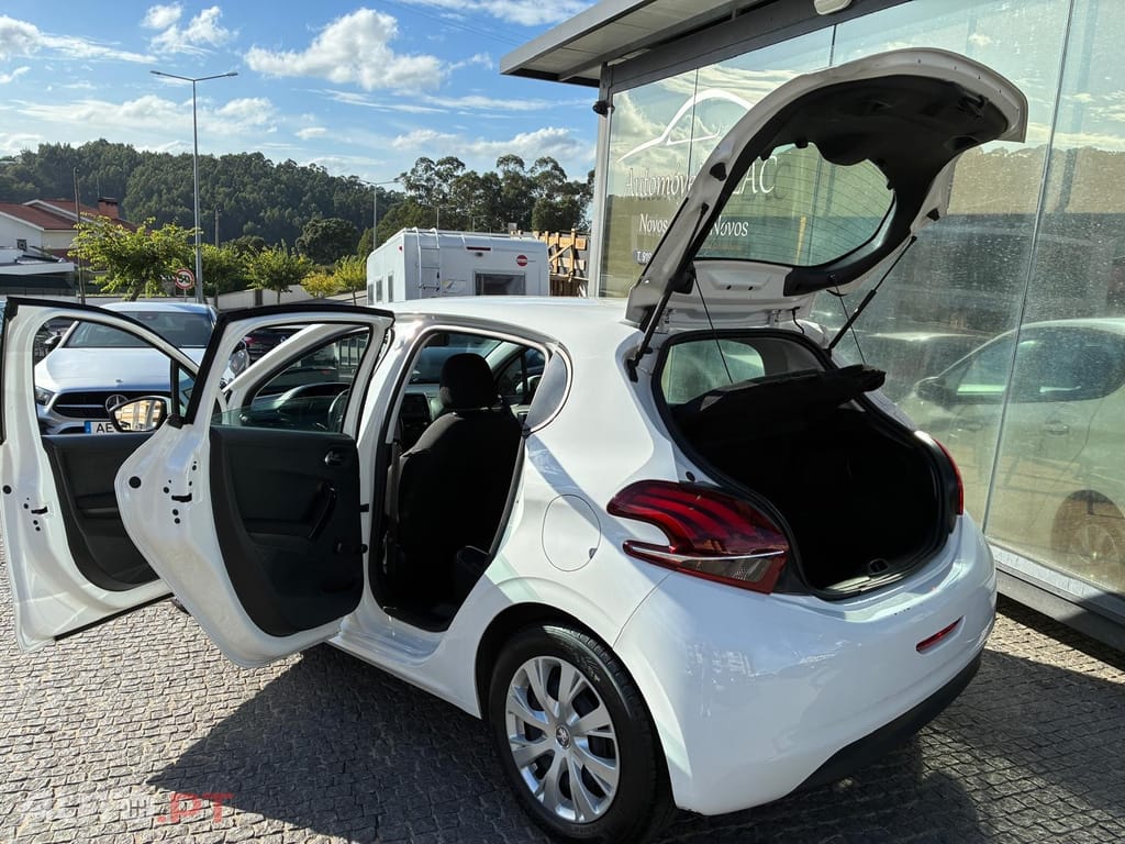 Peugeot 208 1.5 BlueHDi Active
