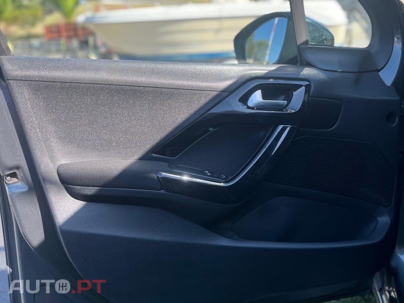 Peugeot 208 1.2 PureTech Style