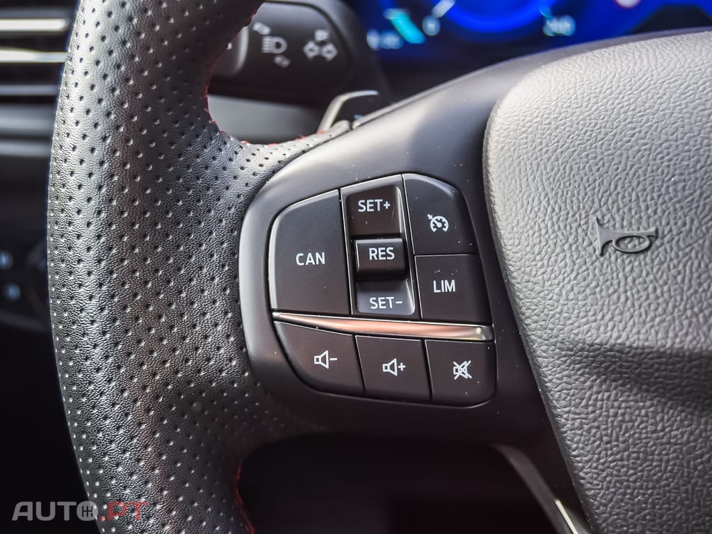 Ford Focus SW 1.0 EcoBoost MHEV ST-Line X Aut.