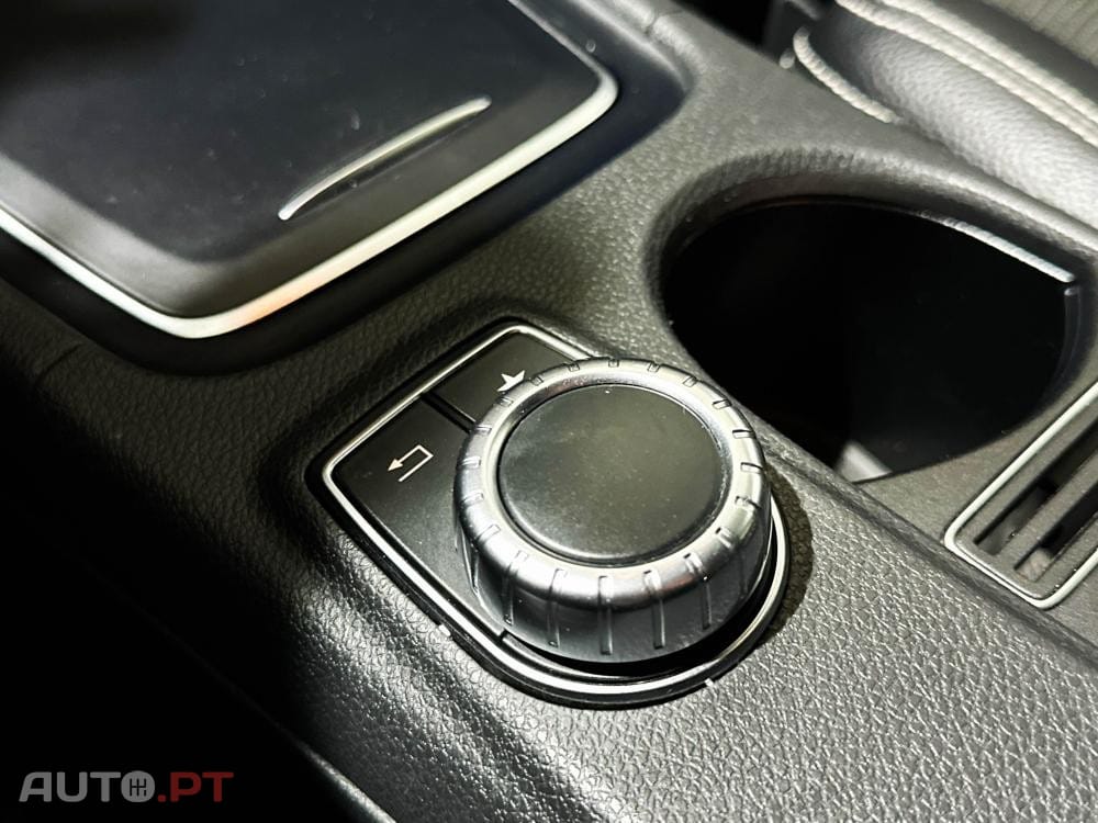 Mercedes-Benz CLA 200 d 4Matic 7G-DCT UrbanStyle Edition