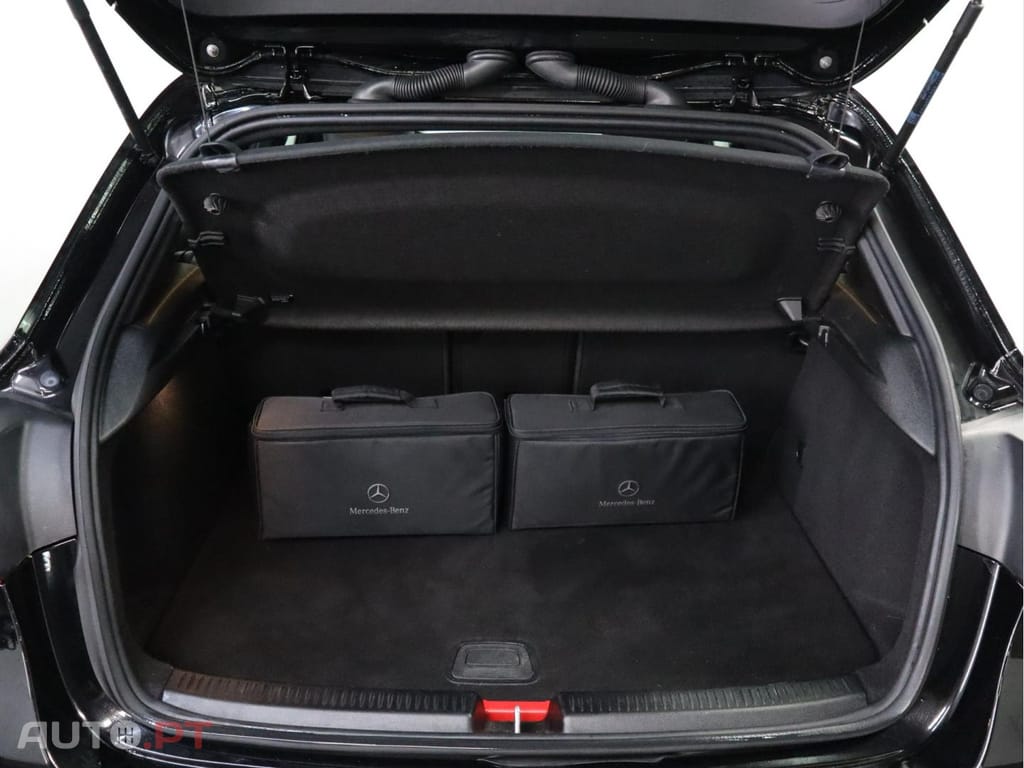 Mercedes-Benz A 250 e Auto Style Line