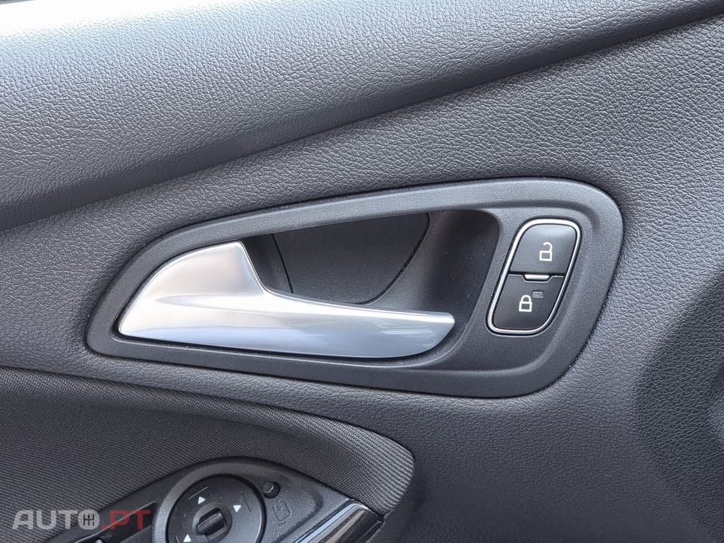 Ford Focus 1.5 TDCi EcoBlue Titanium