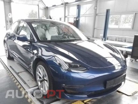Tesla Model 3 Long Range AWD Dual Motor