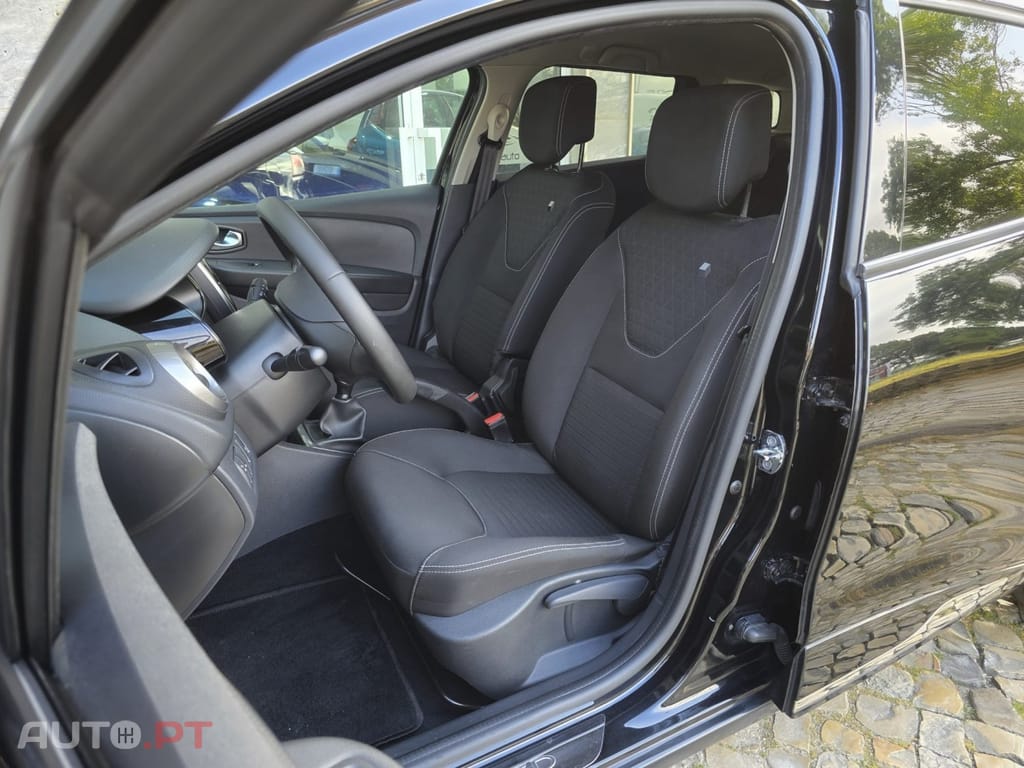Renault Clio Sport Tourer 0.9 TCe Limited Edition
