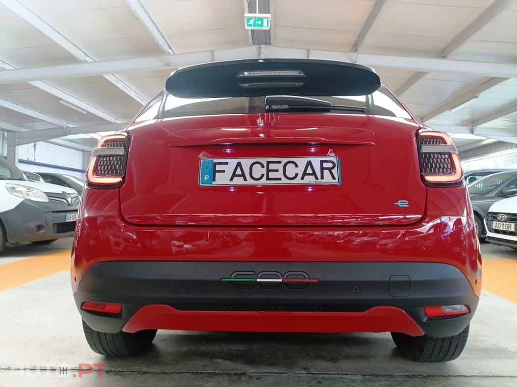 Fiat 600e 54 kWh (RED)