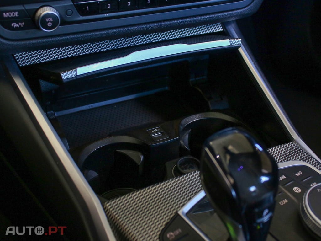 BMW 318 d Pack M Auto