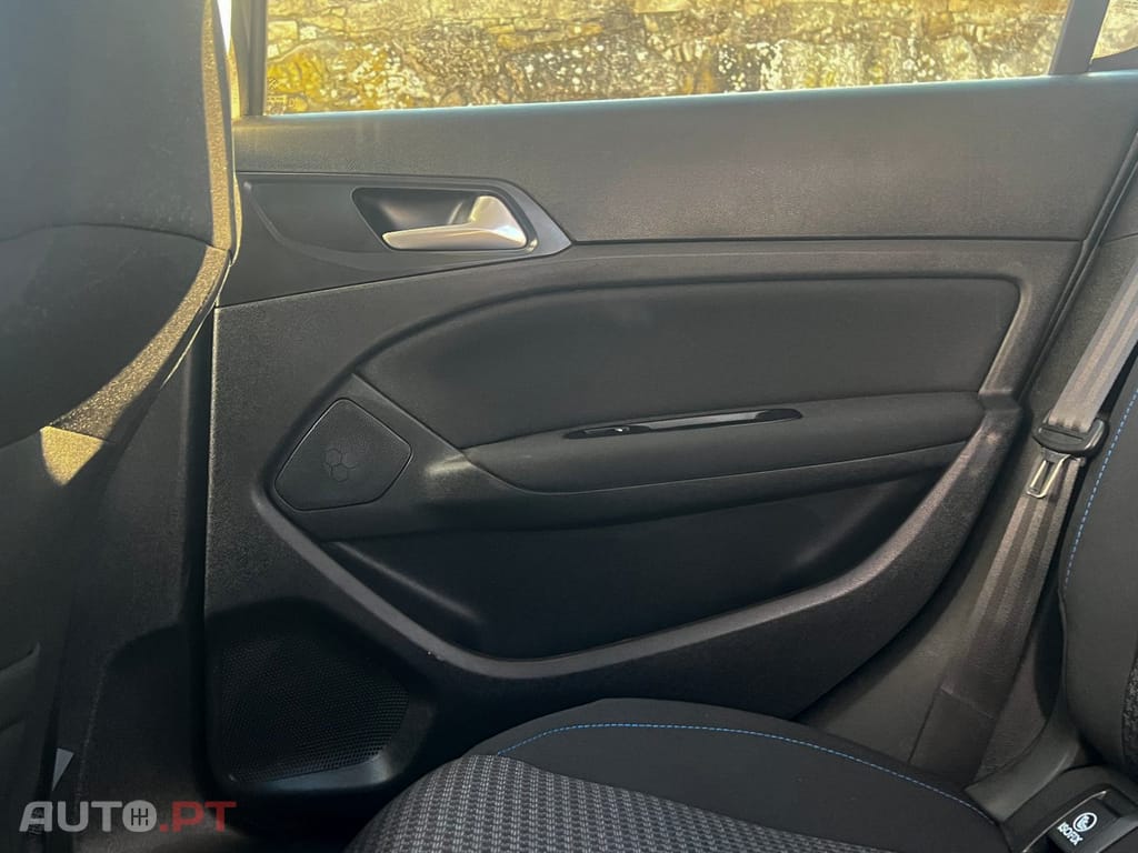 Peugeot 308 1.5 Style BLUEHDI