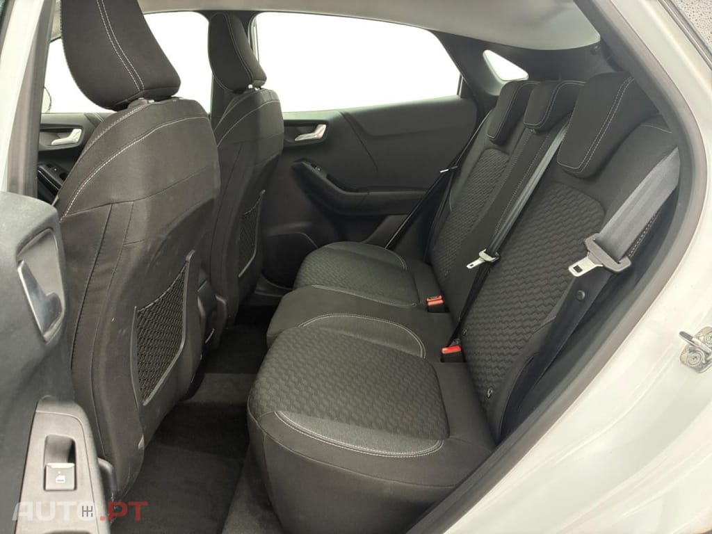 Ford Puma 1.0 Flexifuel mHEV Titanium