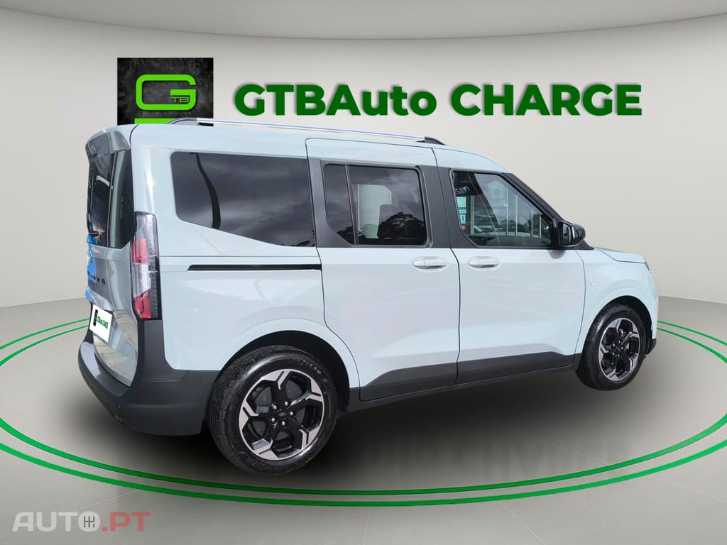 Ford Transit E-Tourneo Courier Titanium I.V.A DEDUTIVEL 