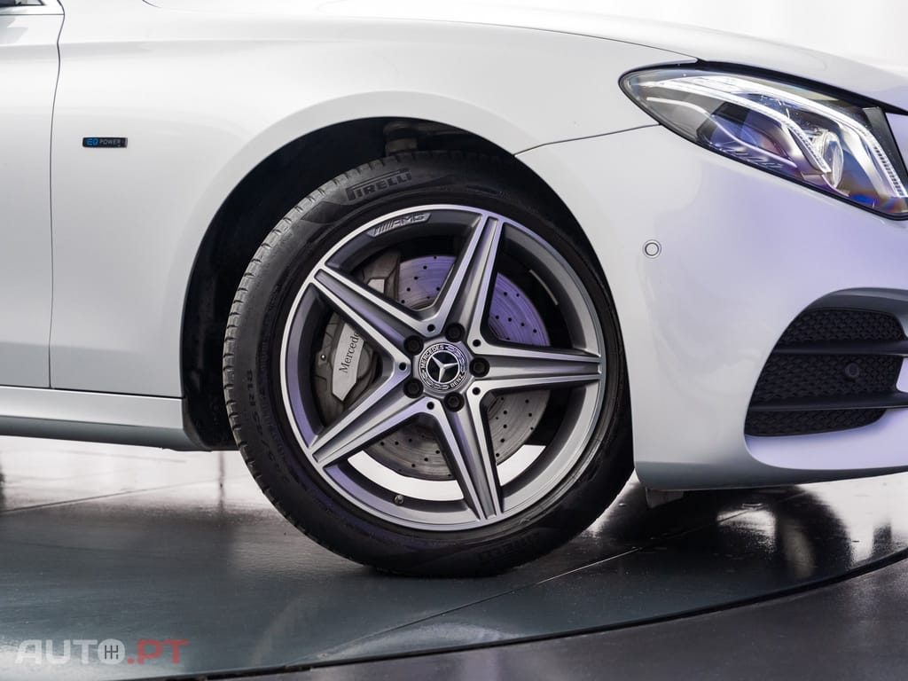 Mercedes-Benz E 300 de AMG Line