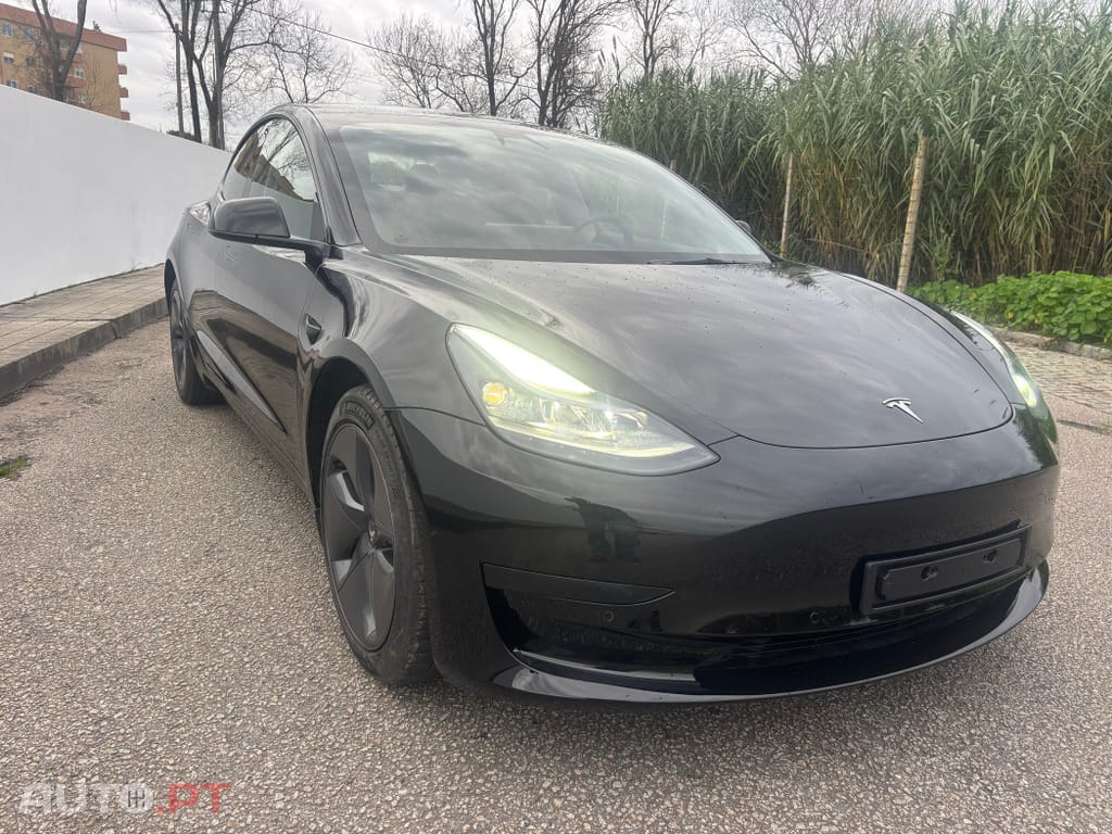 Tesla Model 3 Standard Range Plus RWD