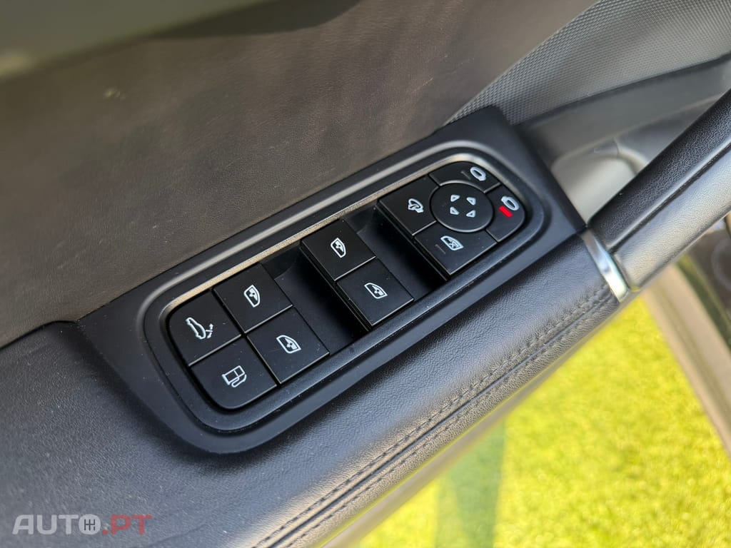 Porsche Cayenne E-Hybrid Tiptronic S