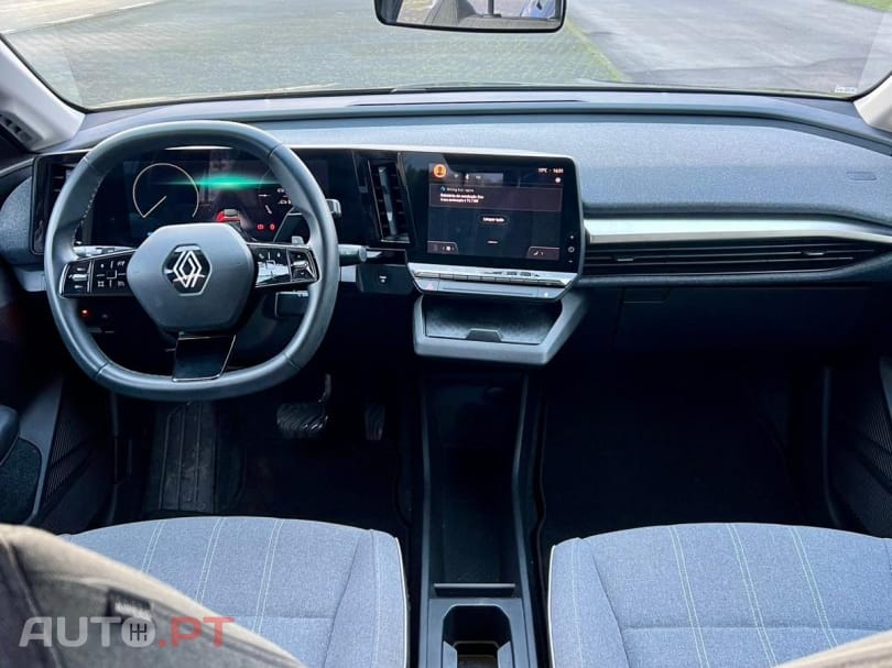 Renault Mégane E-Tech EV60 220hp optimum charge Equilibre