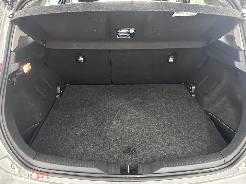 Toyota Auris 1.4 D-4D Com. +P.Sport+TSS