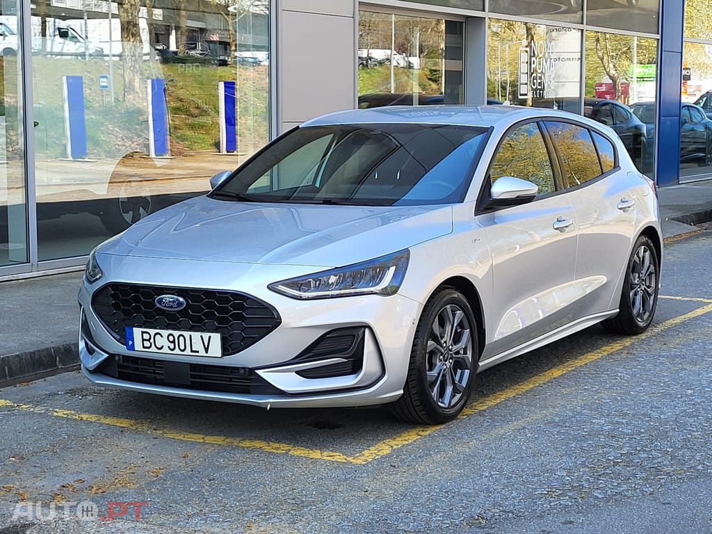 Ford Focus 1.0 EcoBoost MHEV ST-Line