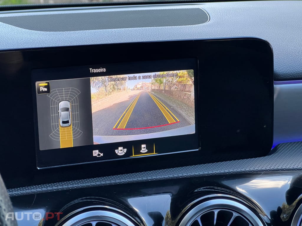 Mercedes-Benz A 250 e 8G-DCT AMG Line