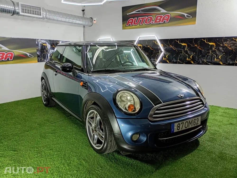 MINI Cooper Cooper D