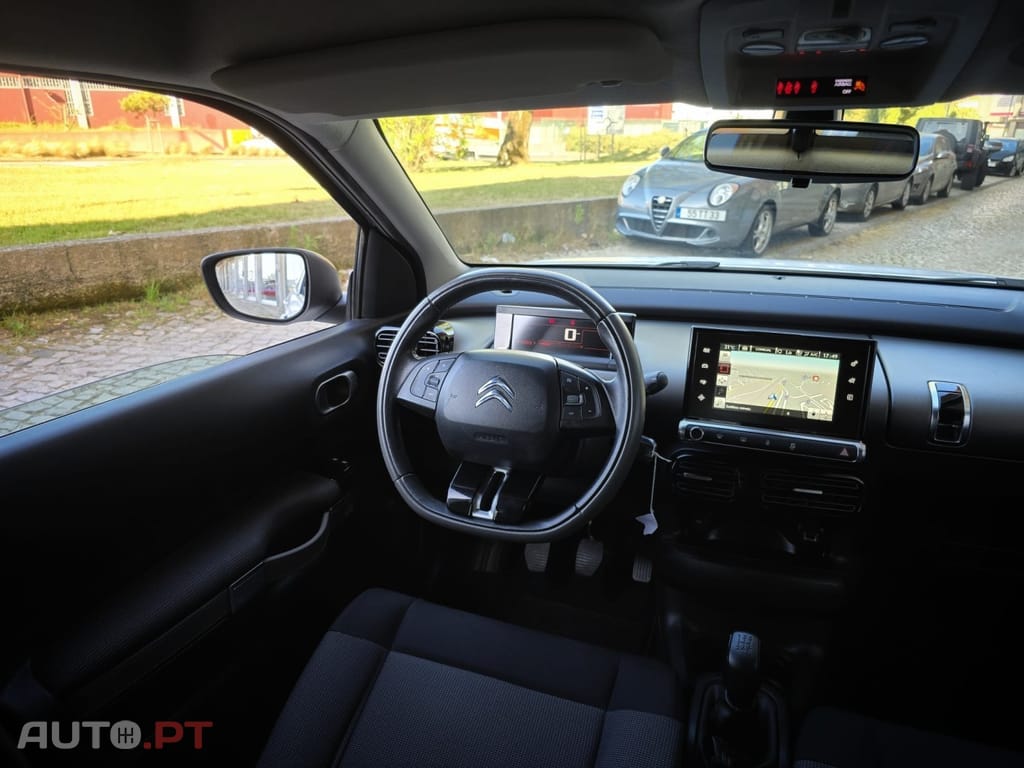 Citroen C4 Cactus 1.2 PureTech Shine