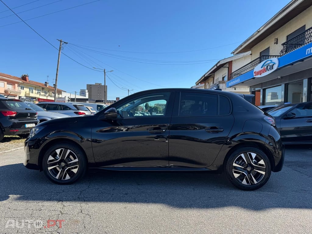 Peugeot 208 1.2 Hybrid Allure e-DCS6