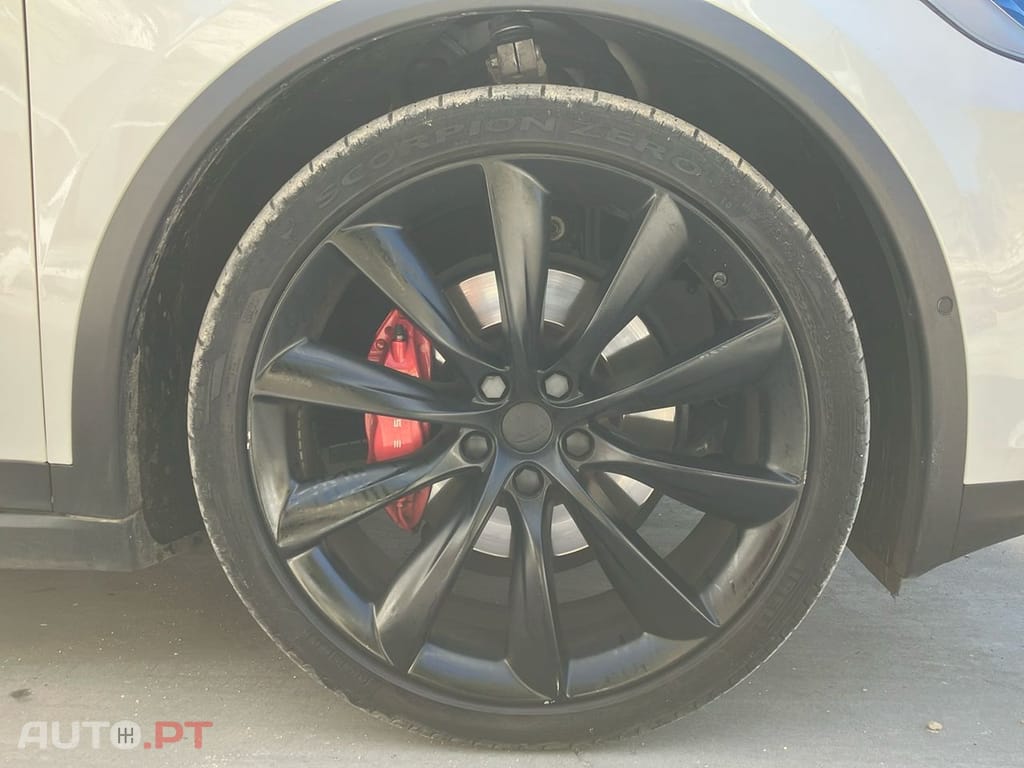 Tesla Model X P100D