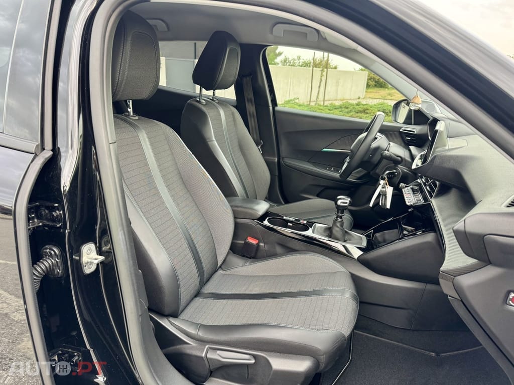 Peugeot 2008 1.5 BlueHDi Allure