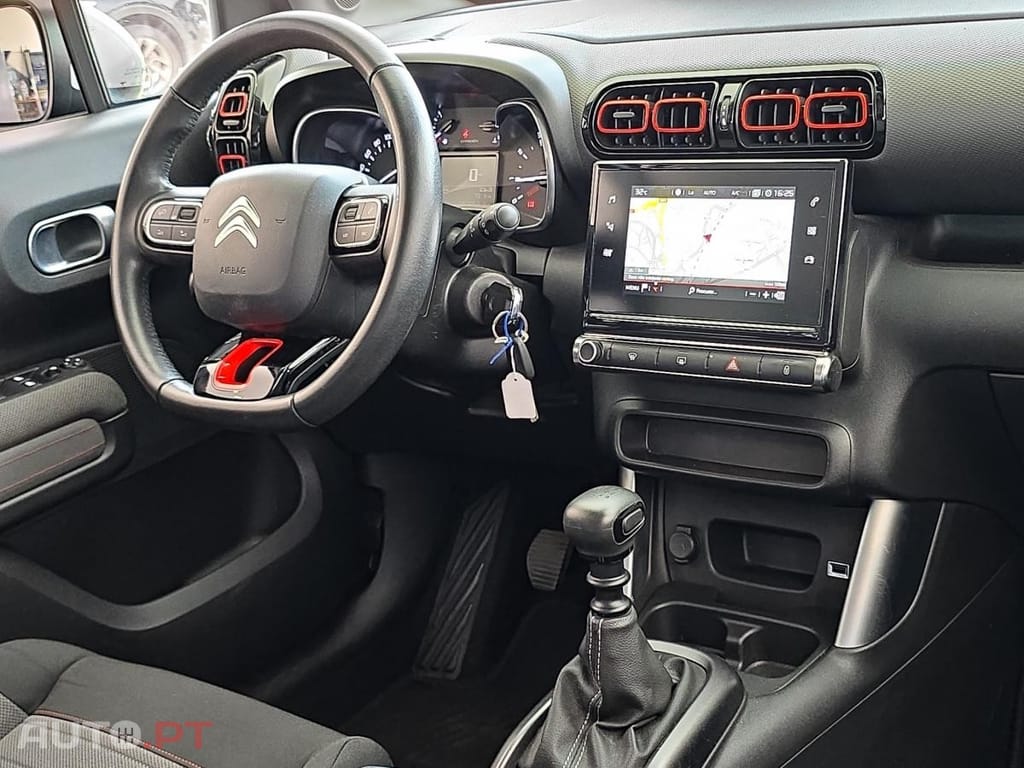 Citroen C3 Aircross 1.2 PureTech Shine Pack