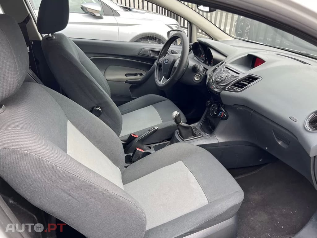 Ford Fiesta  1.4 Tdci Van