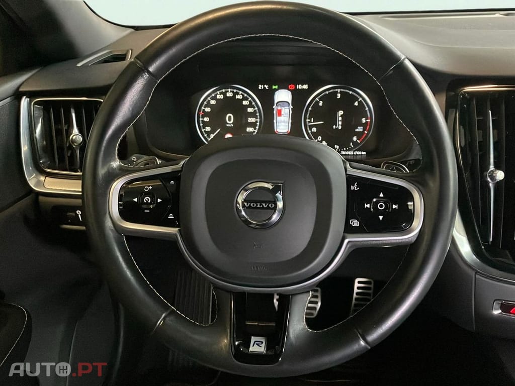 Volvo V60 2.0 D3 R-Design Geartronic