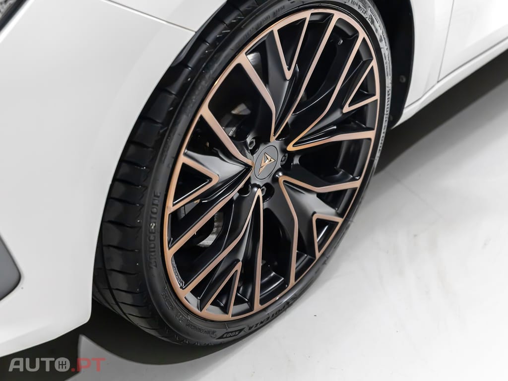 Cupra Leon ST 1.4 e-Hybrid VZ DSG