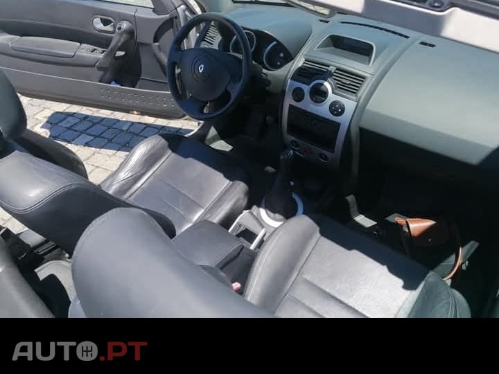 Renault Mégane Cabrio Karmann Ghia full extras